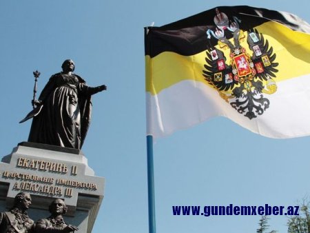 Moldova məhkəməsi Rusiya bayrağını ekstremist atribut elan etdi