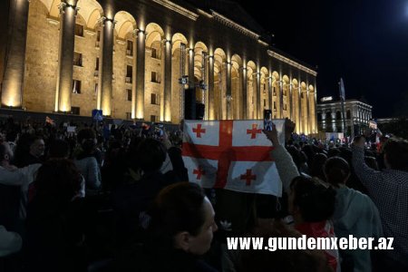 Gürcüstan parlamentində xüsusi təhlükəsizlik rejimi tətbiq edilib