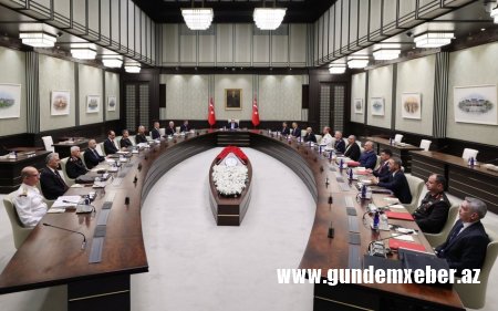 Türkiyə TŞ Ukrayna ilə bağlı çoxtərəfli səyləri gücləndirməyə dair çağırış edib