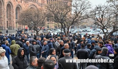 İrəvanda vergilərin artırılmasına qarşı aksiya keçirilib
