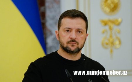Zelenski Albaniya və İtaliyaya səfər etməyi planlaşdırır