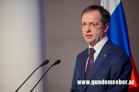 Putinin köməkçisi: "Moskva "nəhəng Qarabağ"ın yaranmasını istəmir"