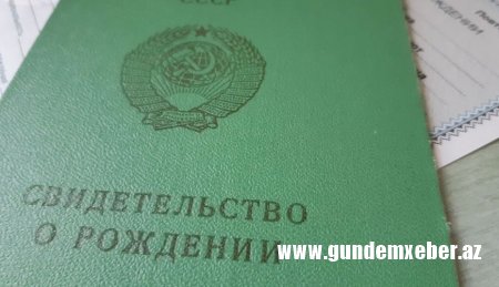 Rusiyada ŞOK TƏKLİF: Doğum şəhadətnamələri sovet üslubunda OLACAQ