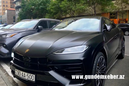 Ramiz Mehdiyevin nəvəsi Bakıda yarım milyonluq "Lamborghini" ilə gəzir