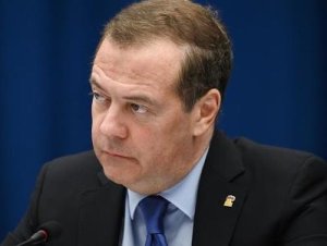 Medvedev “Qiyamət silahı” ilə hədələdi: Belçikanı xəritədən silərik