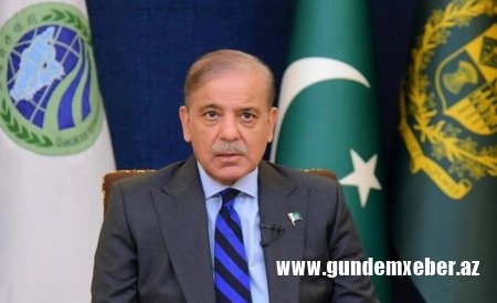 Şahbaz Şərif: Bu gün burada möhtəşəm hadisəni qeyd edən güclü Azərbaycan xalqını görürəm