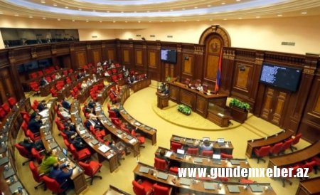 Ermənistan parlamenti növbədənkənar toplaşdı - SƏBƏB
