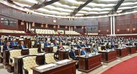 Milli Məclis İşsizlikdən sığorta fondunun 2026-cı il büdcəsini qəbul edib