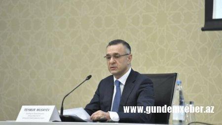 Nazir bu institutun xanım direktorunu vəzifəsindən azad etdi
