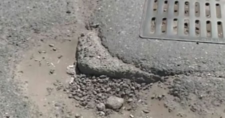 Binəqədi-Balaxanı yolunda sürücülərin kabusu: Çuxurlar maşınları sıradan çıxarır – VİDEO