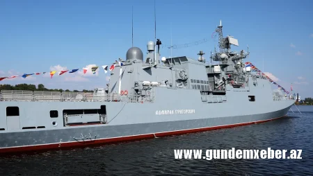 KİV: Rusiya hərbi gəmisi La-Manş boğazında xəbərdarlıq atəşi açıb