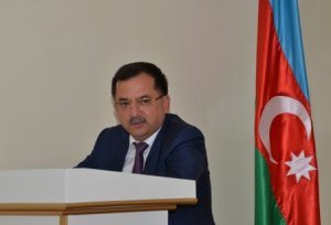 Rəcəb Babaşov Qazaxda təmir-tikinti işlərini niyə ancaq “AZƏRTRANSS” MMC-yə verir