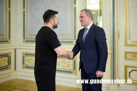 Zelenski Ceyhun Bayramovu qəbul edib