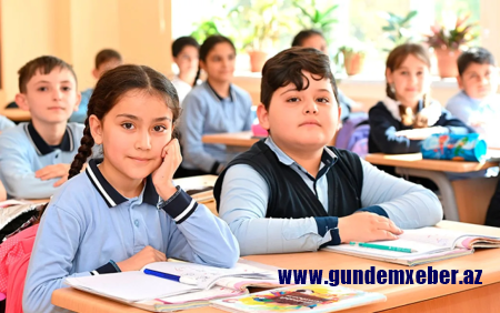 Məktəbli forması alarkən bunlara diqqət edin