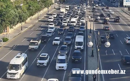 Bu yollarda tıxac yarandı - SİYAHI