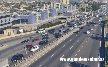 Bakının bu yollarında tıxac var