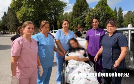 Bərdədə xəstəxananın həyətində doğuş oldu