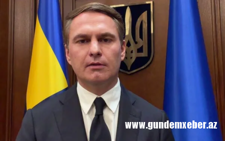 Zelenski istefa verən Baş prokuroru vəzifəsindən azad etdi