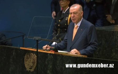 Ərdoğanın çıxışına dözməyib zalı tərk etdilər