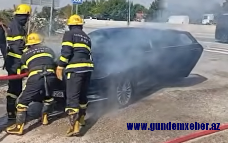 Qobustanda maşın yandı