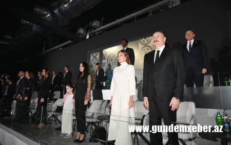 Prezident və ailəsi FIFA U-15 dünya çempionatının açılış mərasimini izləyib - YENİLƏNİB
