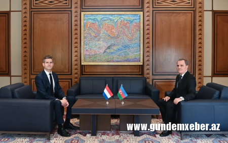Ceyhun Bayramovun niderlandlı həmkarı ilə görüşü başladı