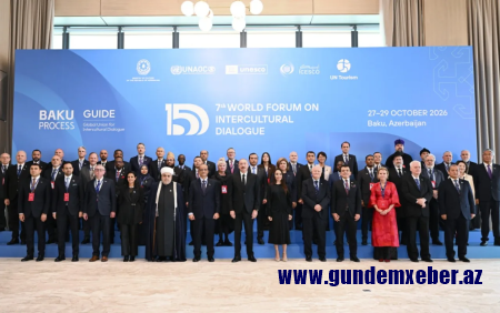 İlham Əliyev VII Ümumdünya Mədəniyyətlərarası Dialoq Forumunun açılışında çıxış edir